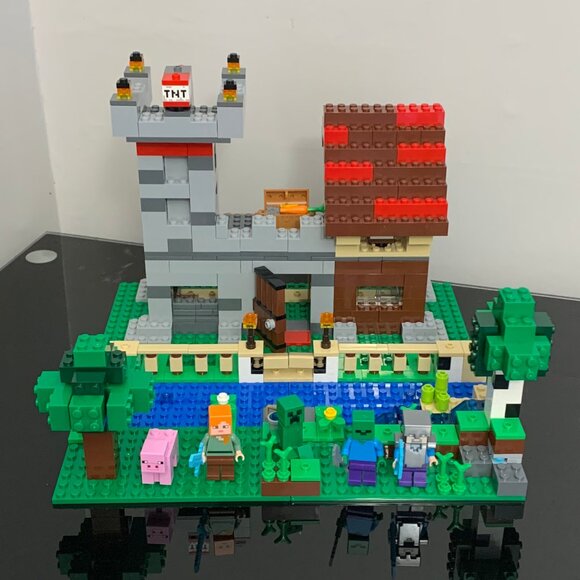 Lego Other - Lego Minecraft 21161 Crafting Box 3.0 Set